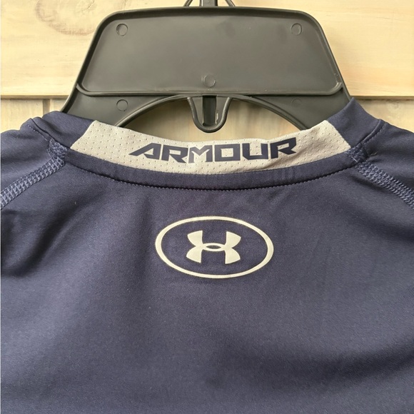 Boys Under Armour Black and Navy Tees - Picture 12 of 14